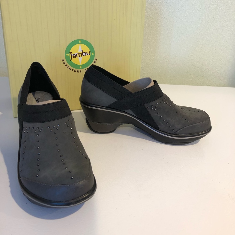 Brand new Jambu shoes, size 7 1/2 (run small)